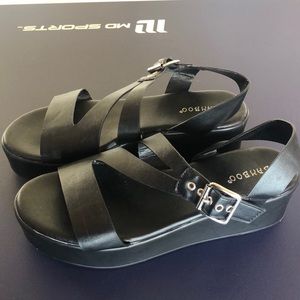 Platform sandals